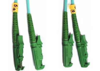 3.0mm Flecken-Kabel aus optischen Fasern mit Verbindungsstücken E2000 APC UPC