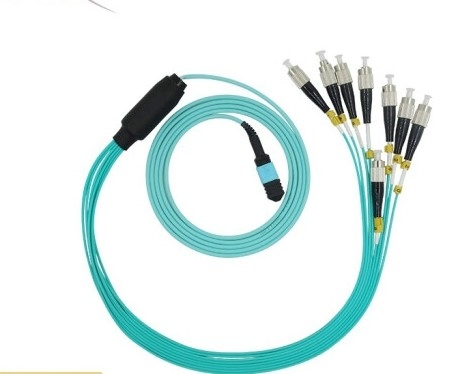 Des Verbindungsstück-Verbindungskabel-12 der Faser-MPO Kabel OM3/OM4 MPO Stamm-des Kabel-8/12/24F MTP MPO